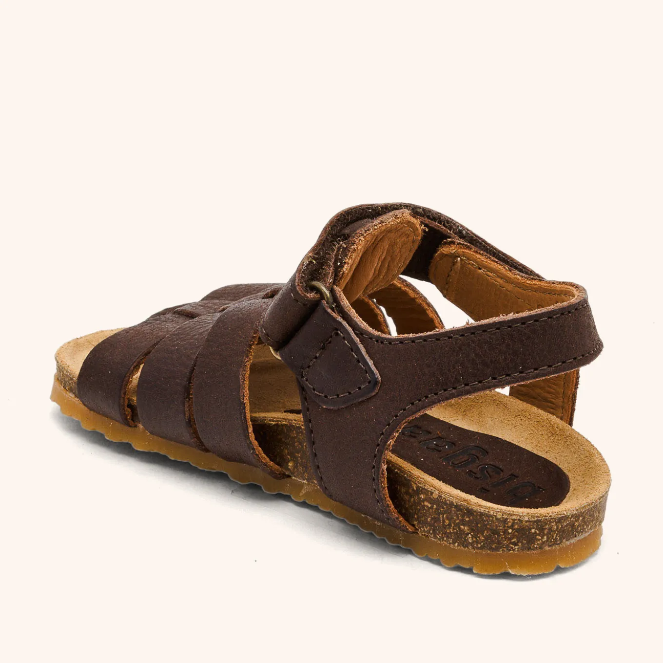 aksel dark brown