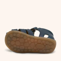 aura navy