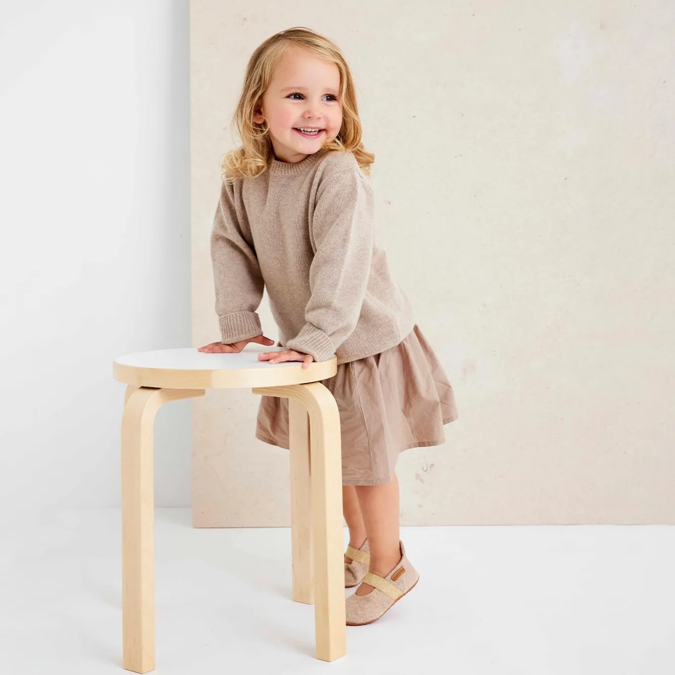 ballet wool nougat