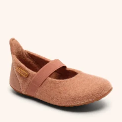 ballet wool rose