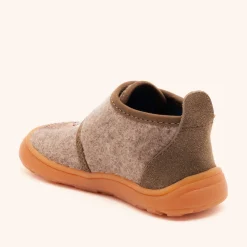barefoot basic brown