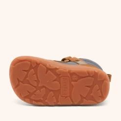 barefoot becky cognac