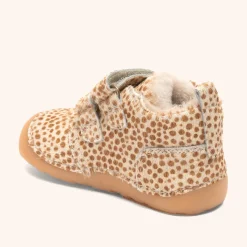 barefoot carter lamb dots fur