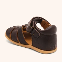 barefoot cooper dark brown