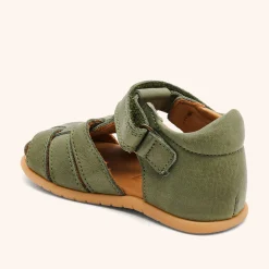 barefoot cooper olive
