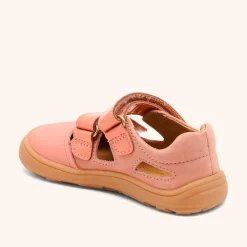 barefoot michi rose