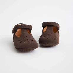 bloom dark brown