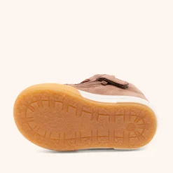 holger dark brown