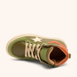 isak khaki