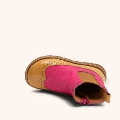 mace flamingo fur