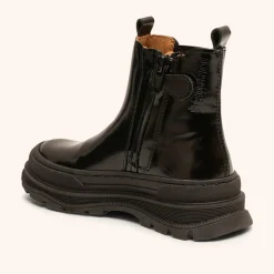 mia black polido