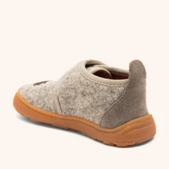 miffy x barefoot basic sand