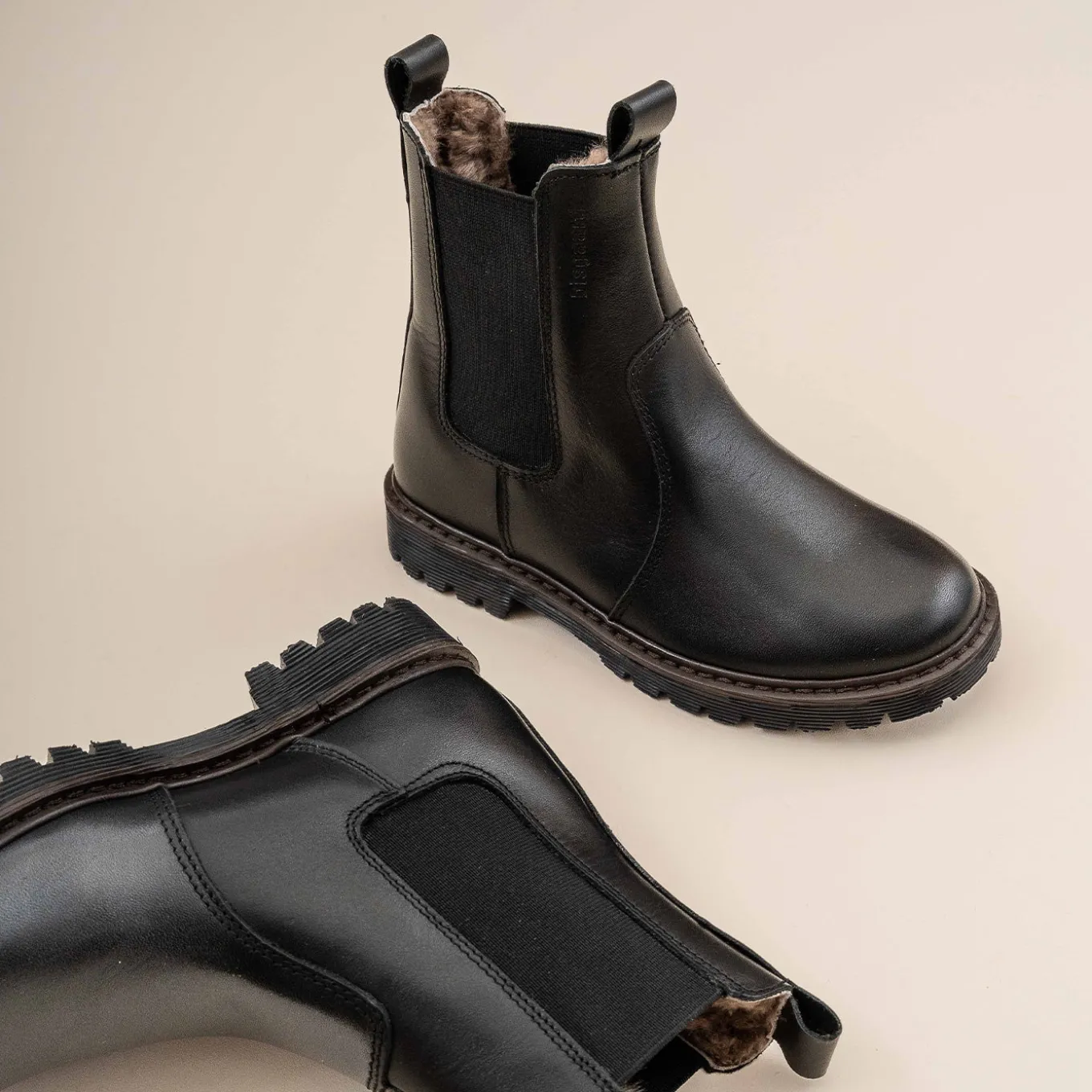 neel lamb black
