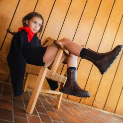 nilla lamb dark brown