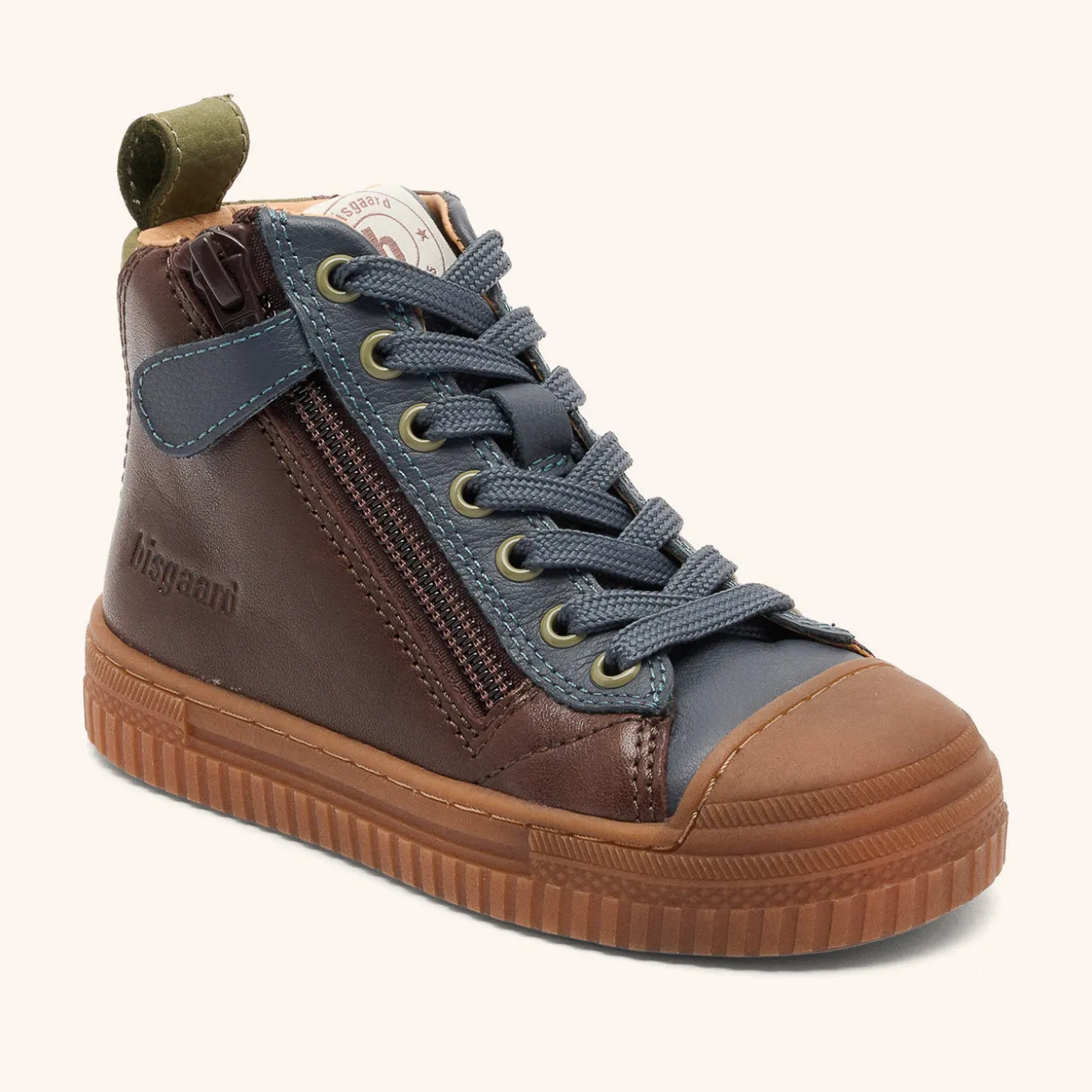 ryan dark brown
