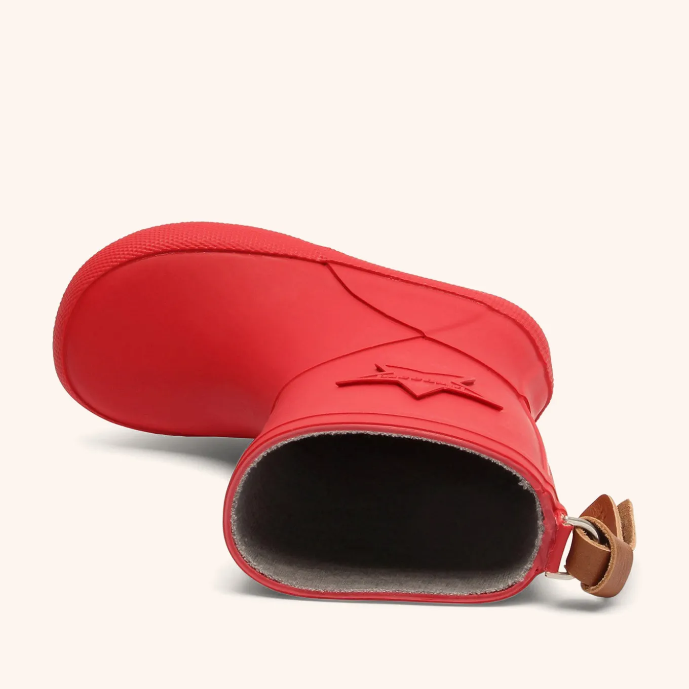 star rubber red