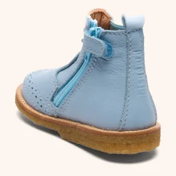 sus baby blue