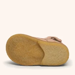 tine nude